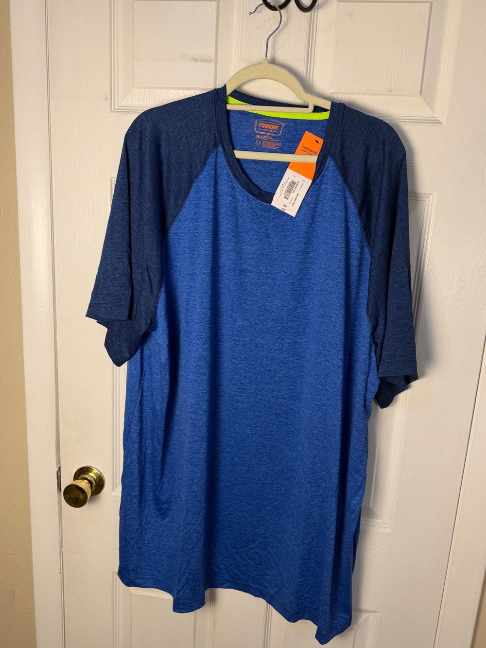 The Foundry Supply Co. Men's/ unisex Two-Tone Blue Raglan Short Sleeve Tee 3XLT